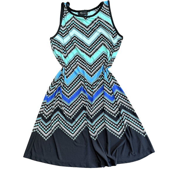 Ronni Nicole Dresses & Skirts - RN Studio Chevron sleeveless dress shift pullover summer